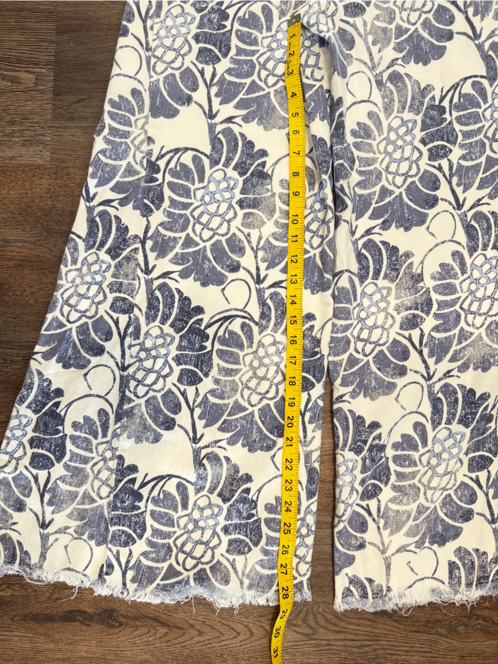 Pilcro Wide-Leg - Picture 9 of 10